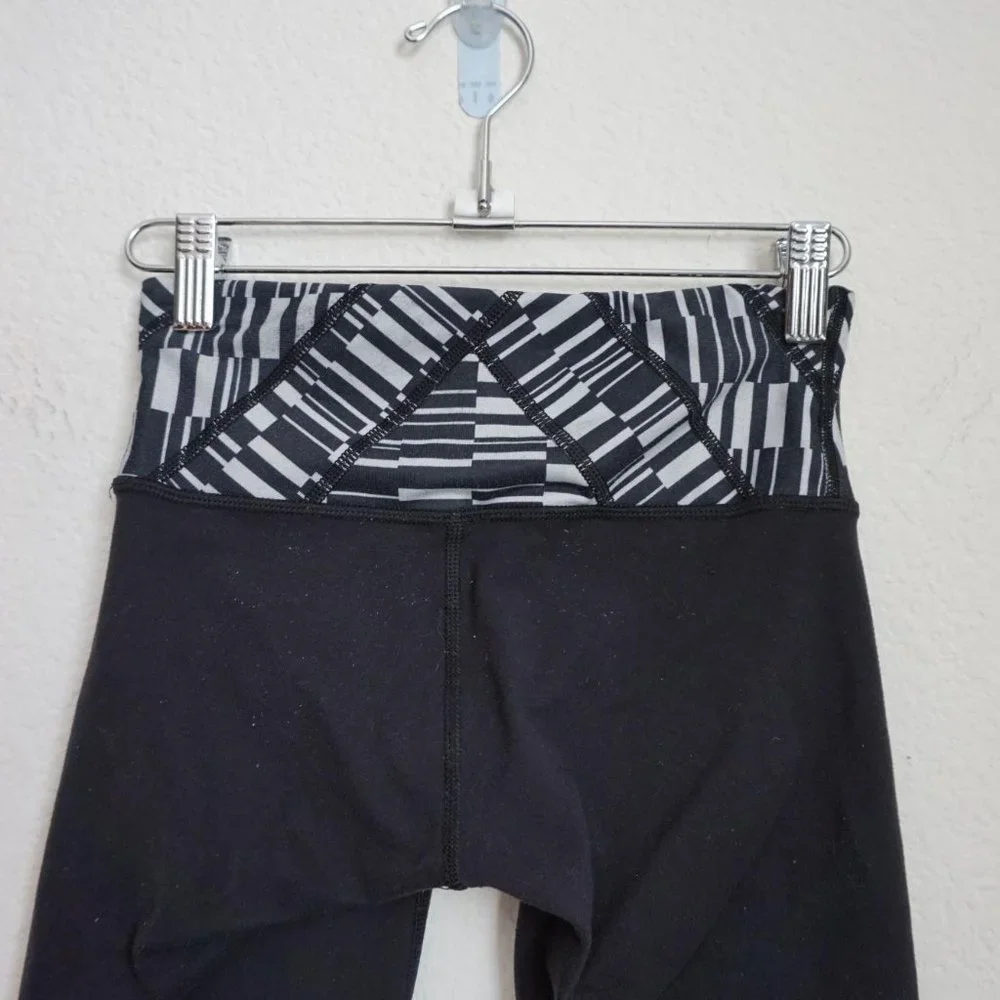 Lululemon Wunder‎ Under black Crop leggings